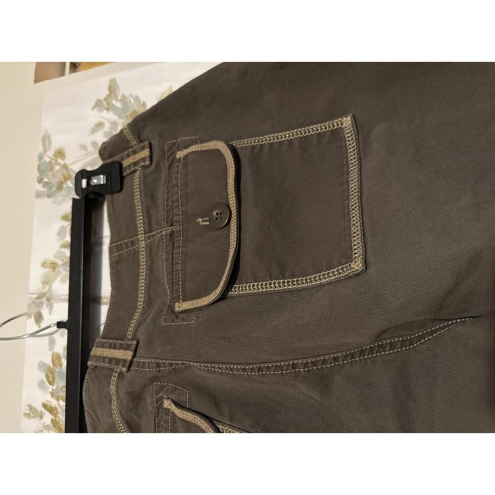 Eddie Bauer Brown Capri Pants with Contrast Stitching - Picture 5 of 9
